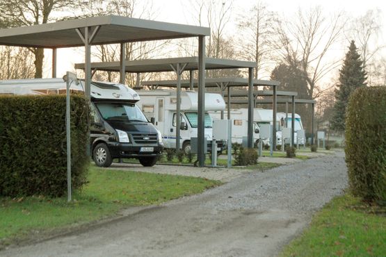 Carport Stellplatz