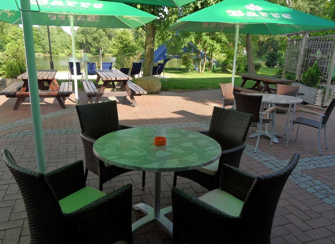 Biergarten & Lounge