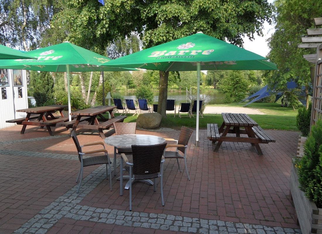 Biergarten & Lounge