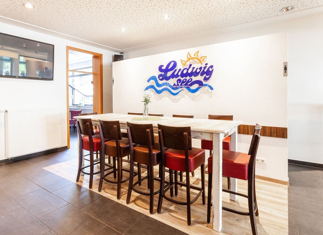Restaurant & Bistro